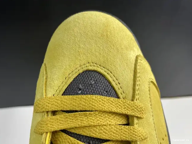 TRAVIS 6 SCOTT JORDAN YELLOW AIR CN1084-300 X 0415